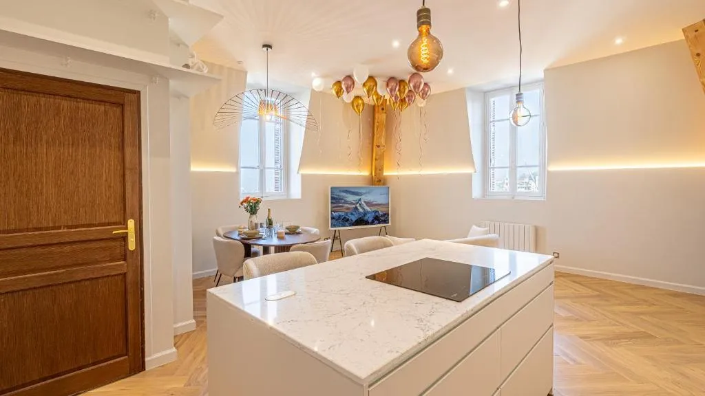 La Suite Impériale, gîte avec spa à Aix-les-Bains - photo 3 sur 12