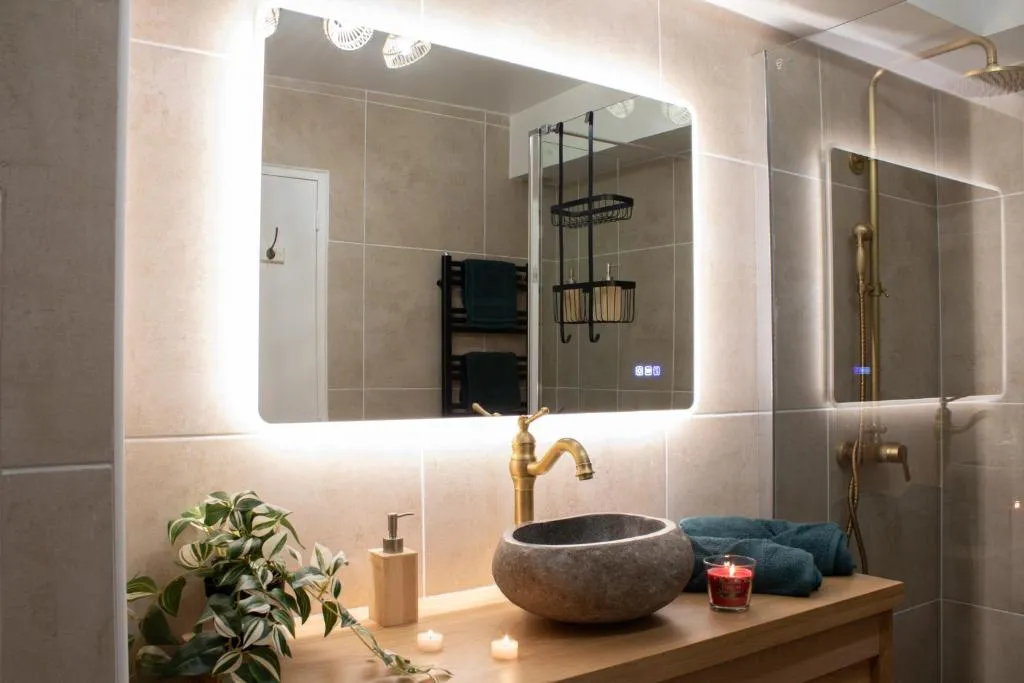 La Suite Nayara, gîte avec spa à Saint-Germain-sur-Morin - photo 3 sur 12