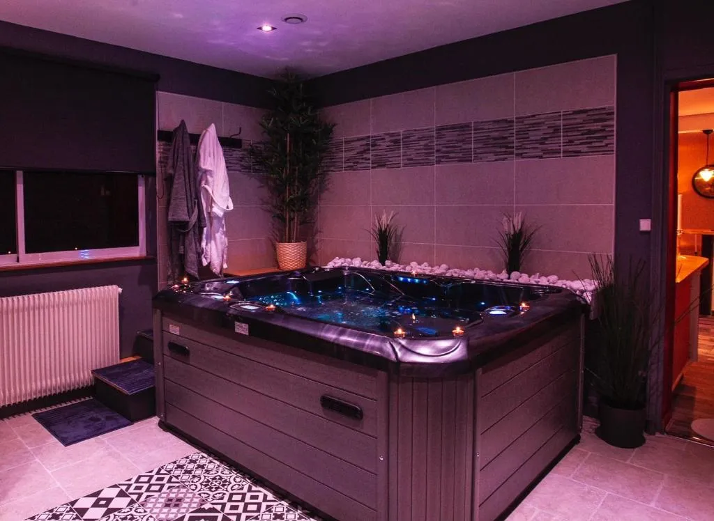 La Suite Privée, gîte avec spa à Évreux - photo 3 sur 12
