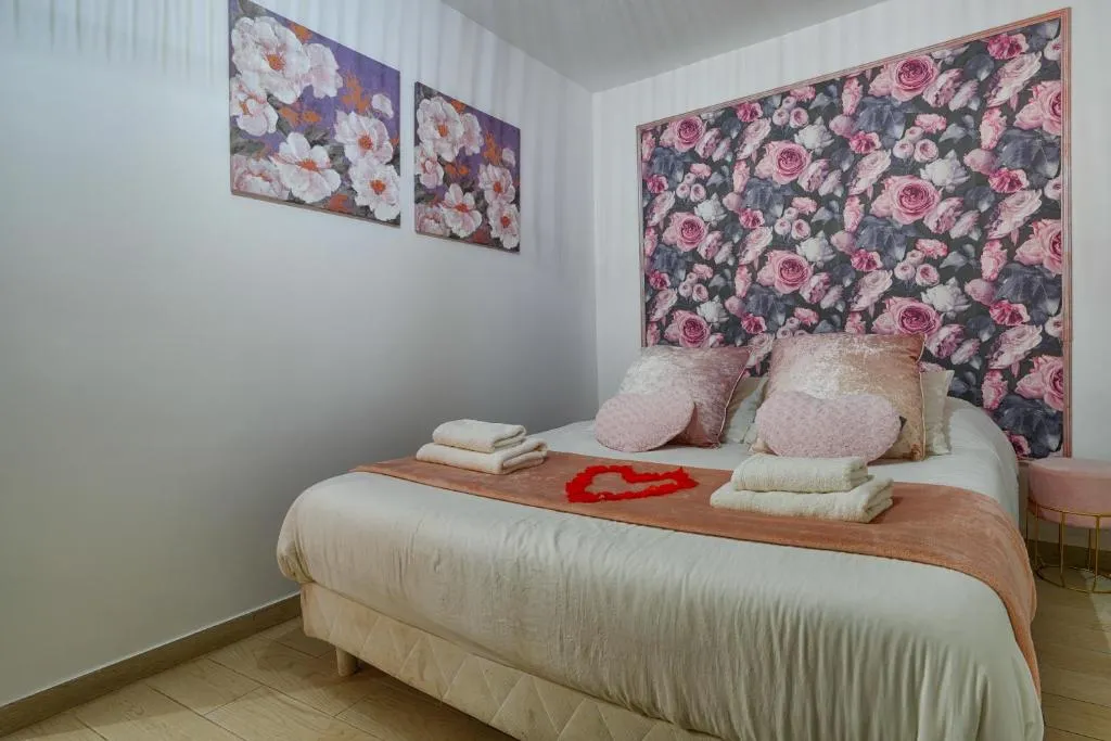 La Vie en Rose de Montgeron, gîte avec spa à Montgeron - photo 2 sur 12