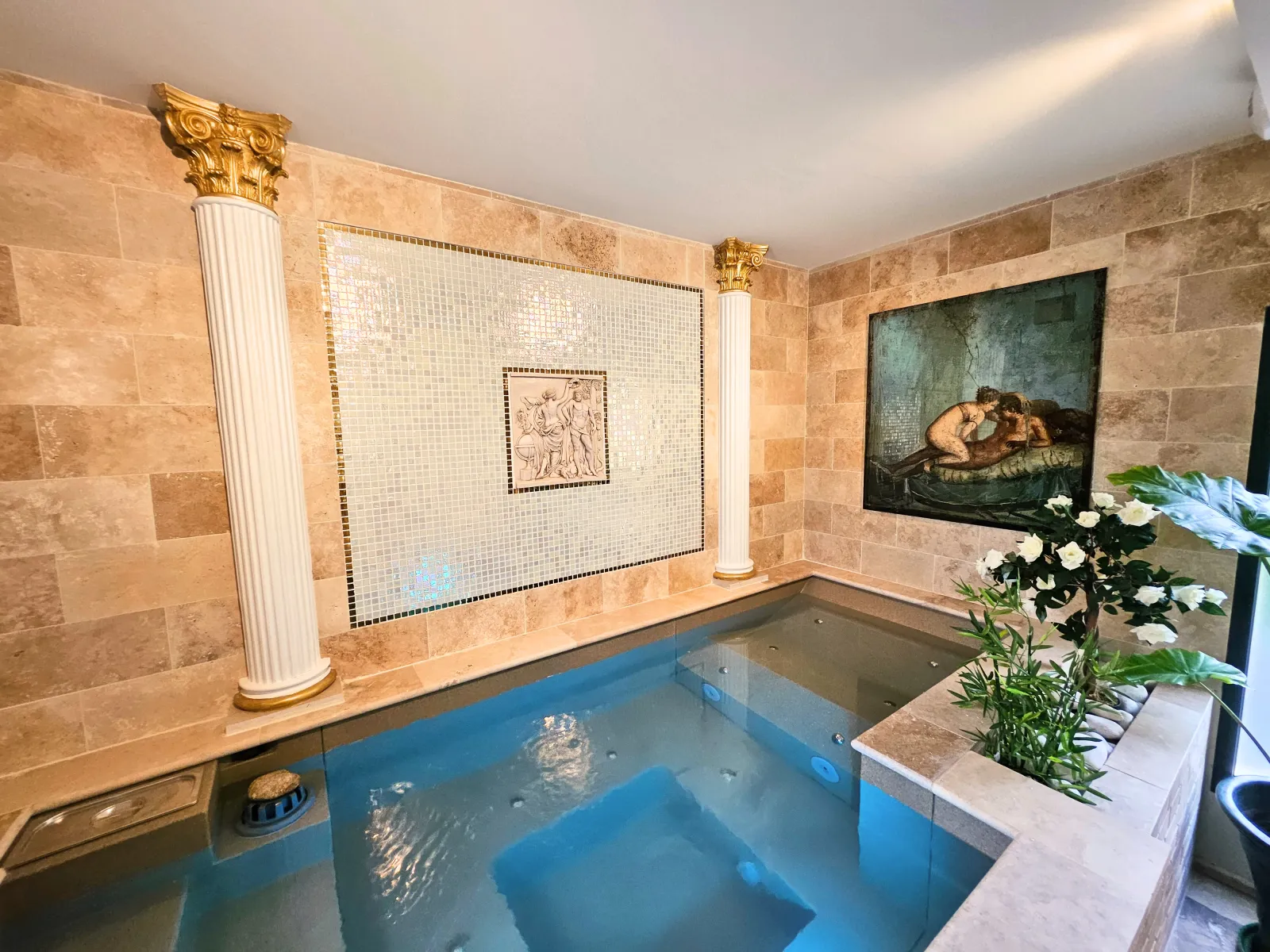 La Villa Rom'Antiqua - Villa avec spa privatif sur le thème de la Rome antique (Nefiach, Pyrénées-Orientales)