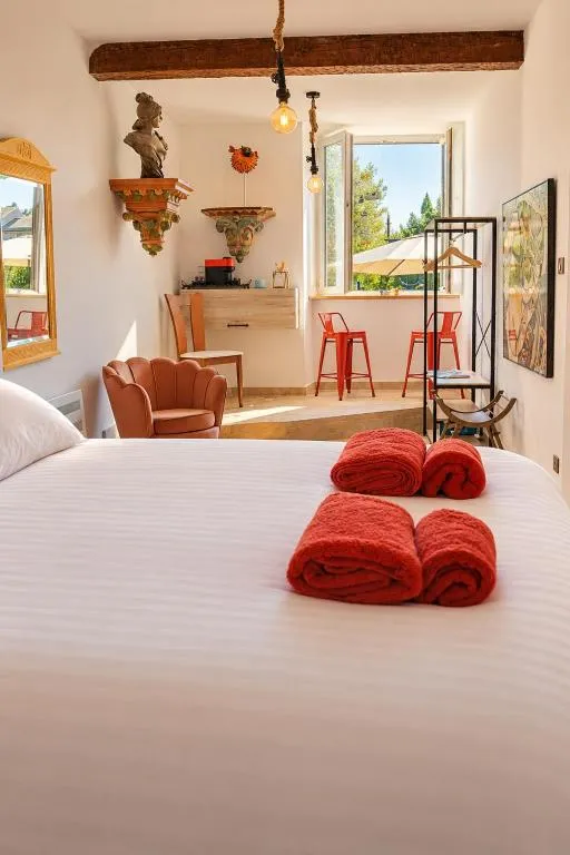 Le 1693 - Appartement de plain-pied avec jacuzzi et terrasse (Limoux, Aude)