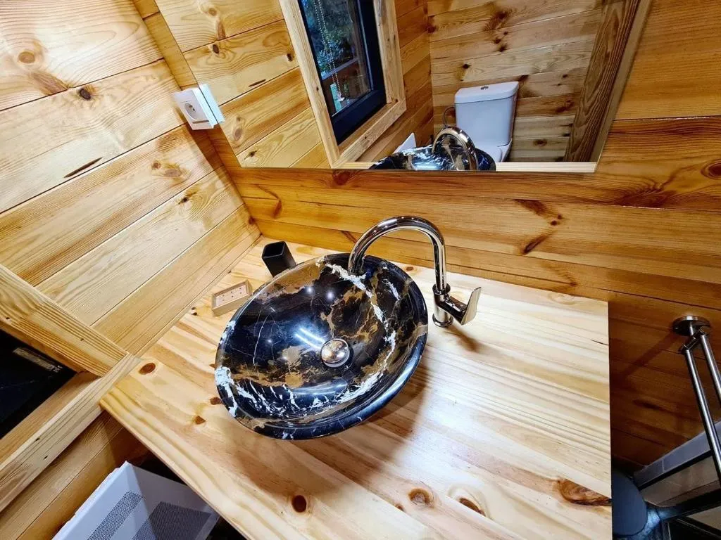 Le Chalet Aura, gîte avec spa à Abreschviller - photo 3 sur 12