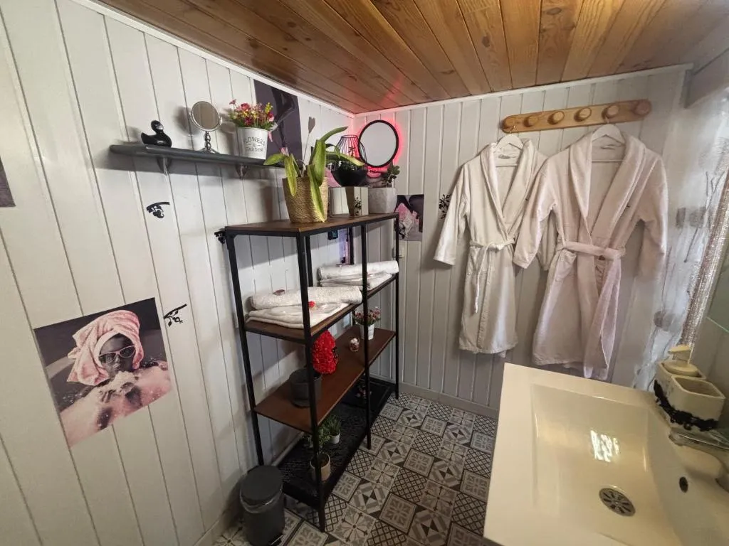 Le Chalet des Alpes, gîte avec spa à Guillestre - photo 3 sur 12