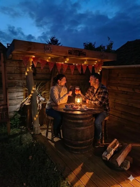 Le Chalet du Ptit Ranch - Chalet avec bain à remous privatif (Boucé, Allier)