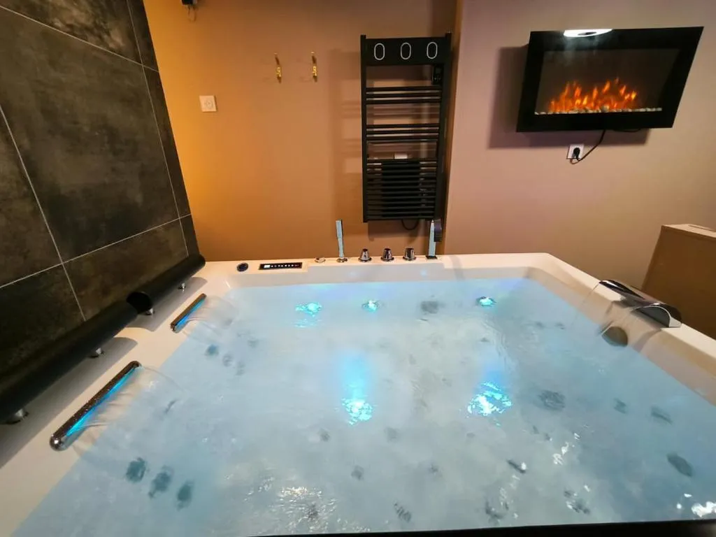 Le Cupidon, gîte avec spa à Montigny-le-Bretonneux - photo 3 sur 12