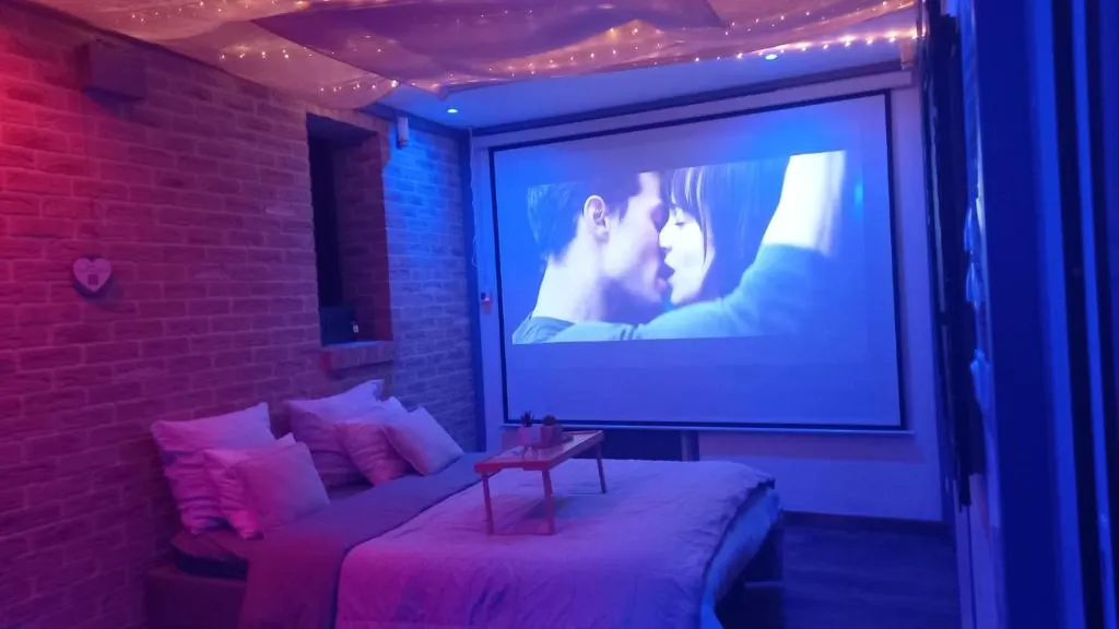 Le Fraisier, love room à Quérénaing - photo 3 sur 7
