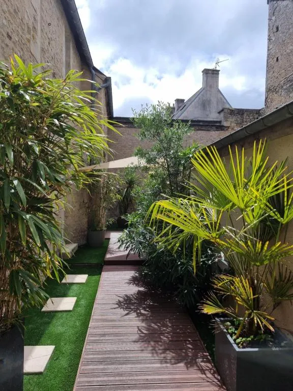 Le Jardin Bayeux, gîte avec spa à Bayeux - photo 2 sur 4