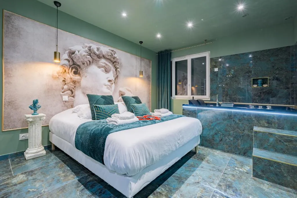Le Musée d'Aphrodite - Appartement avec jacuzzi et bar à Montgeron (Montgeron, Essonne)