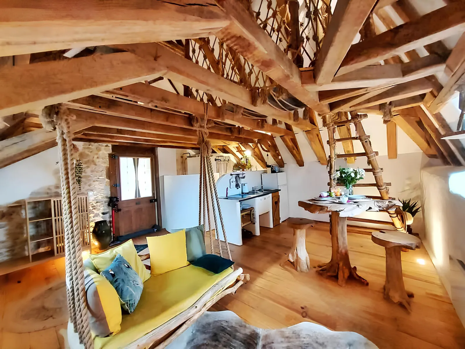 Le Nid des Amoureux - Gîte avec spa privatif troglodyte (La Roque-Gageac, Dordogne)