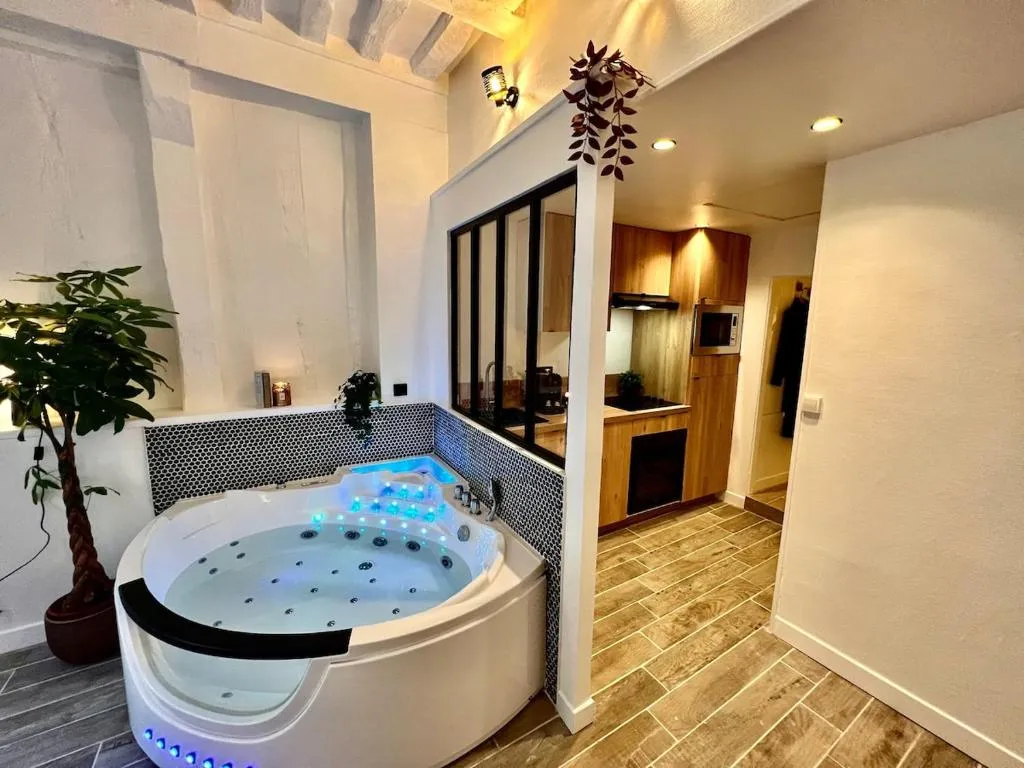 Le Spa Corneille, gîte avec spa à Rouen - photo 3 sur 12