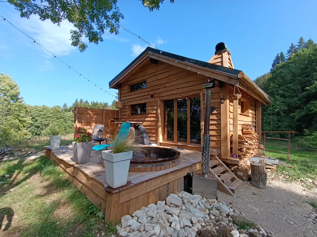 Les Étoiles de Bevy, love room à Septmoncel les Molunes - photo 2 sur 12