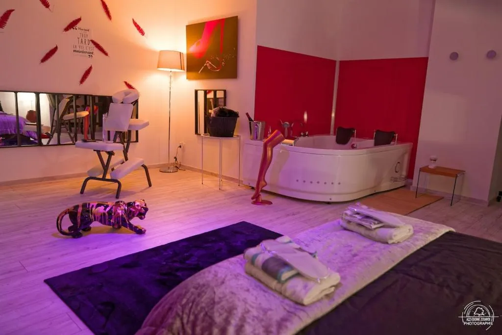 Les Folies Douces, love room à Nancy - photo 3 sur 12