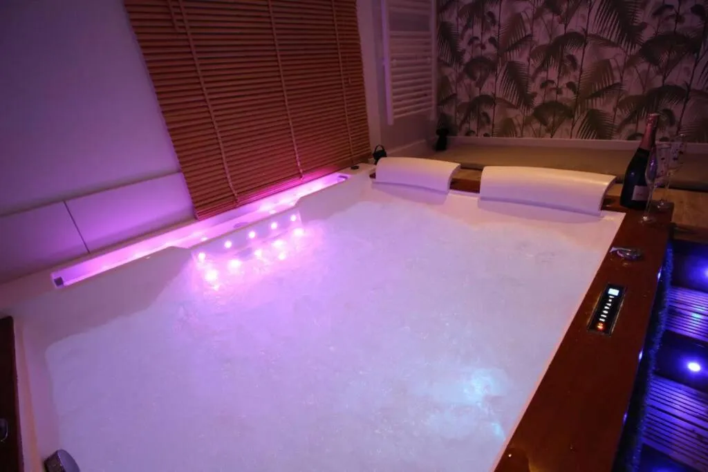 Les Mille et Une Nuits, gîte avec spa à Le Bourg-Dun - photo 3 sur 12