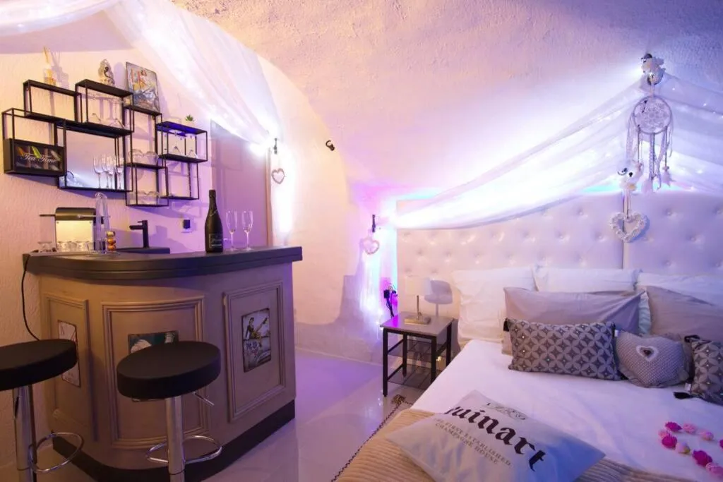 Les Secrets d'Alcôve, gîte avec spa à Aix-en-Provence - photo 2 sur 12