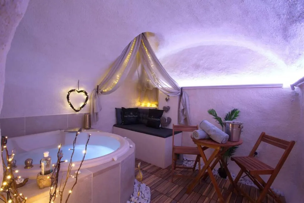 Les Secrets d'Alcôve, gîte avec spa à Aix-en-Provence - photo 3 sur 12