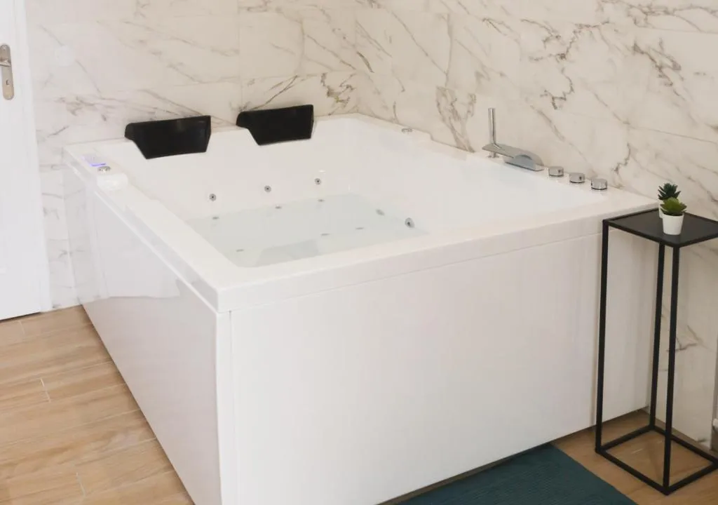 Lesmeralda Spa, gîte avec spa à Évreux - photo 3 sur 9