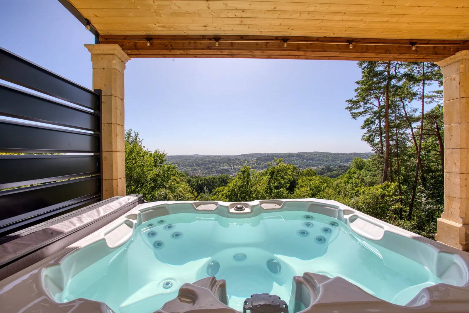 Lodge Eden & Spa - Lodge avec spa privatif couvert (Sarlat-la-Canéda, Dordogne)