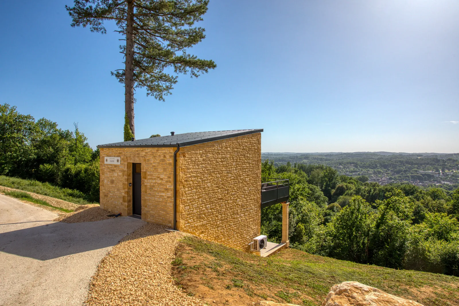 Lodge Eden & Spa, cabane à Sarlat-la-Canéda - photo 2 sur 10