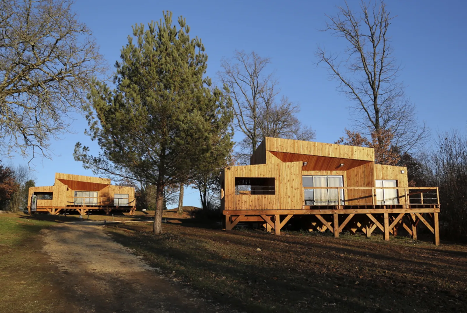 Lodge Spa Plein Voir avec Jacuzzi, cabane à Saint-Félix-de-Reilhac-et-Mortemart - photo 3 sur 7