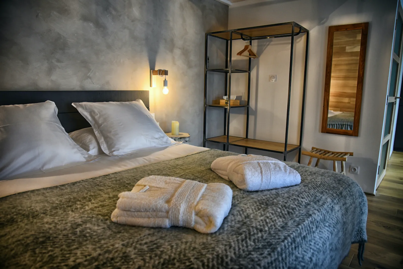 Lodge Spa privatif Parenthèse, cabane à Marchal - photo 3 sur 11