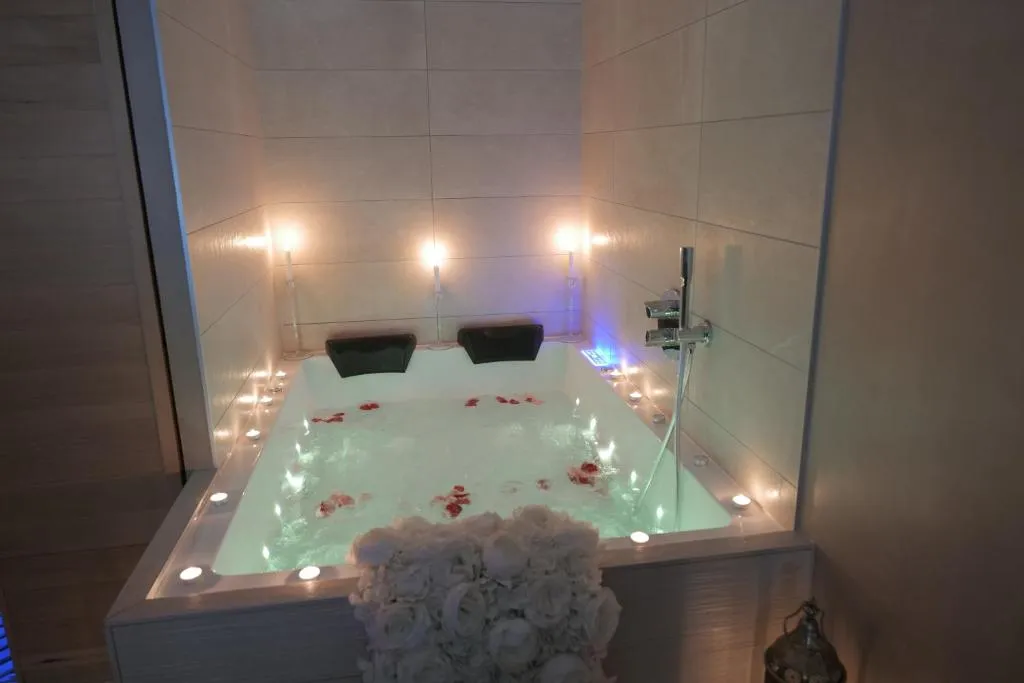 Loft à Bulles de Bischheim, gîte avec spa à Bischheim - photo 3 sur 12