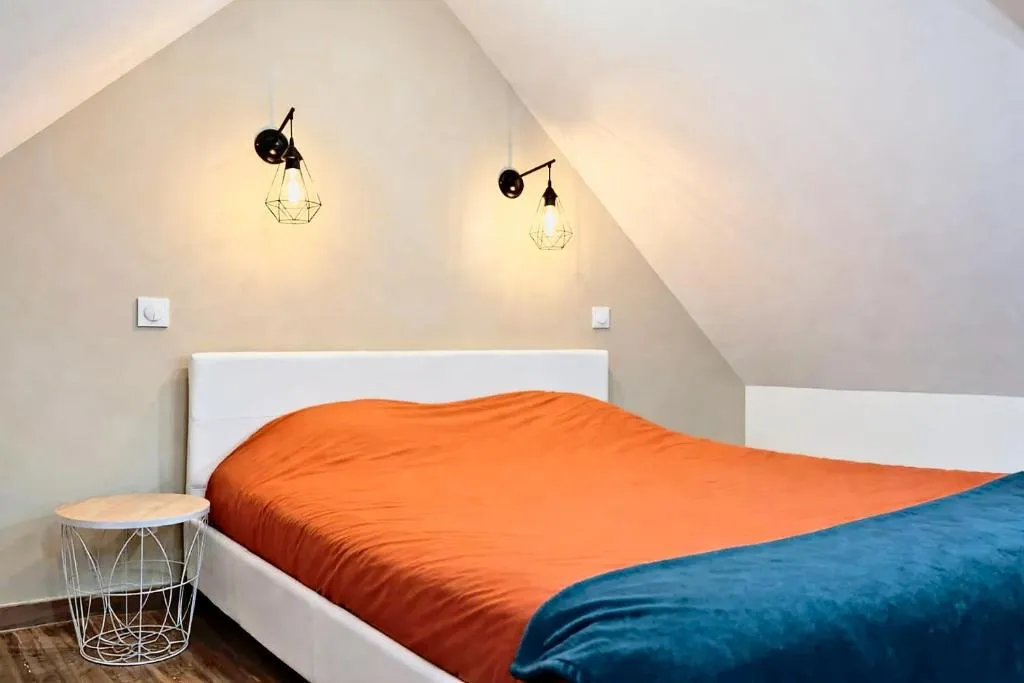 Loft Balnéo de Laval, gîte avec spa à Laval - photo 2 sur 11