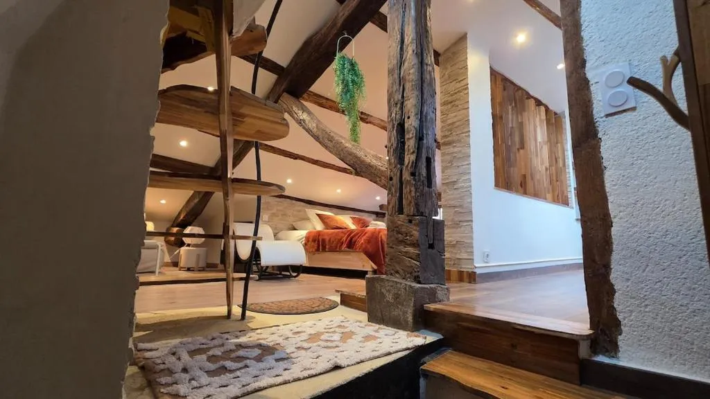 Loft balnéo de Riom, gîte avec spa à Riom - photo 3 sur 10