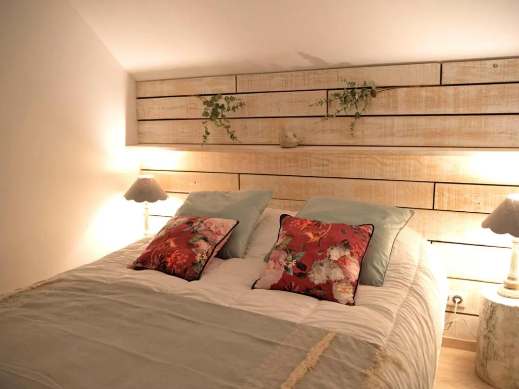 Loft de Cognat-Lyonne, gîte avec spa à Cognat-Lyonne - photo 2 sur 12