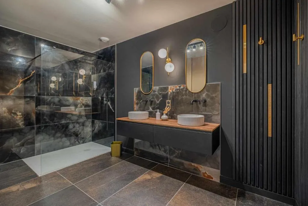 7ème Loft, gîte avec spa à Saint-Victor-de-Cessieu - photo 3 sur 12