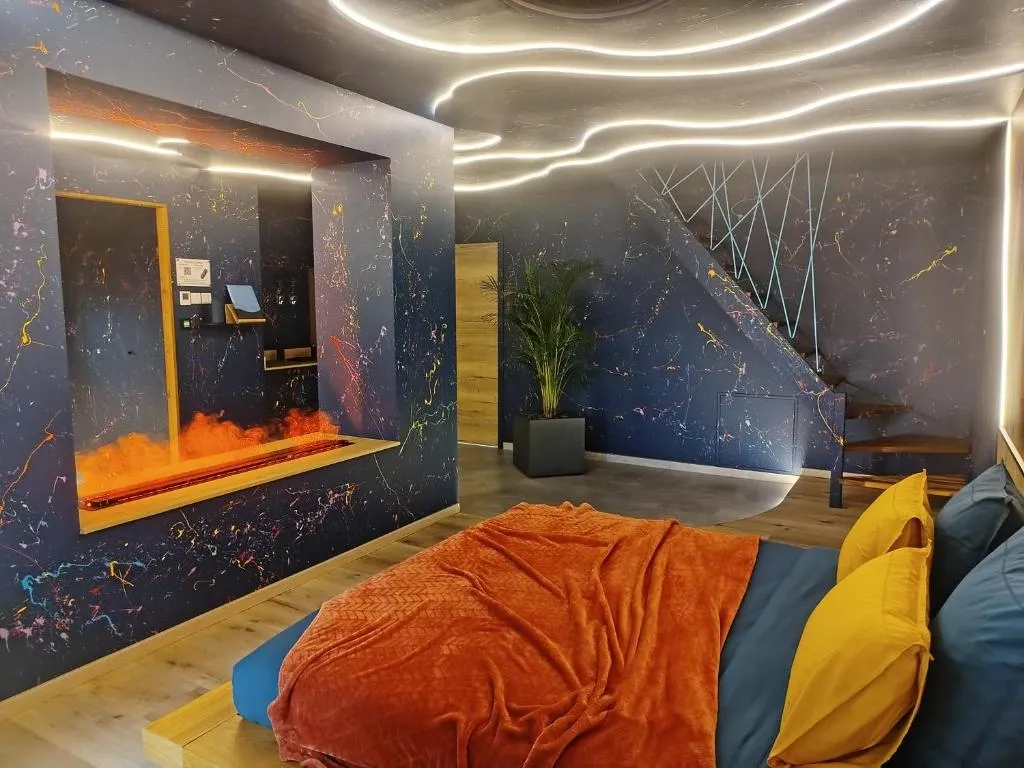 Loft Jacuzzi et Sauna de Renwez, gîte avec spa à Renwez - photo 2 sur 12