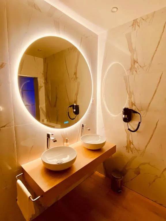 Loft Jacuzzi et Sauna Privés, gîte avec spa à Entzheim - photo 3 sur 12