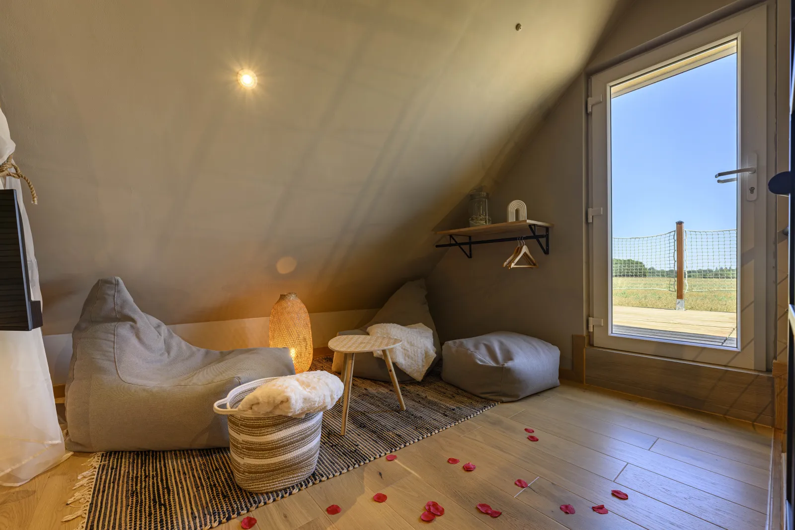 Loft Lagoon, gîte avec spa à Saint-Clair-sur-les-Monts - photo 3 sur 7