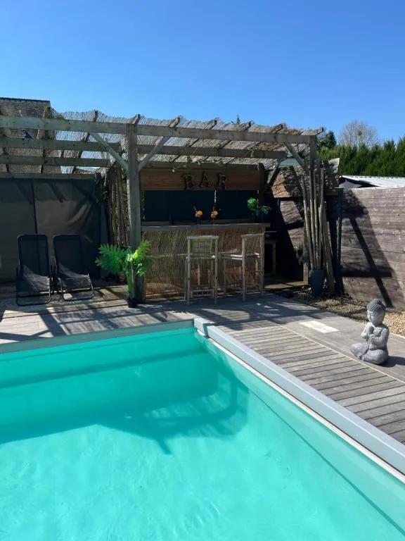 Logement Cosy Piscine et Jacuzzi - Maison d'hôtes 4 étoiles (Saint-Dolay, Morbihan)