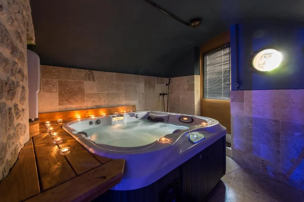 Logis de Cupidon, gîte avec spa à Châteauneuf-du-Rhône - photo 3 sur 12