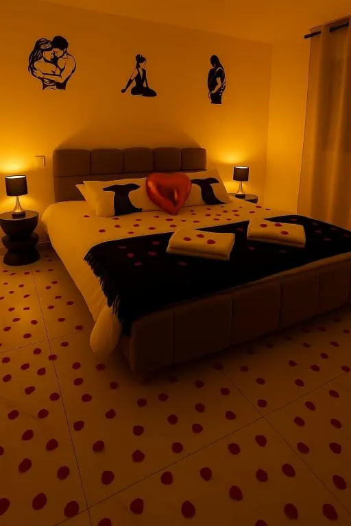 Love room du Vivier, love room à Royan - photo 2 sur 12