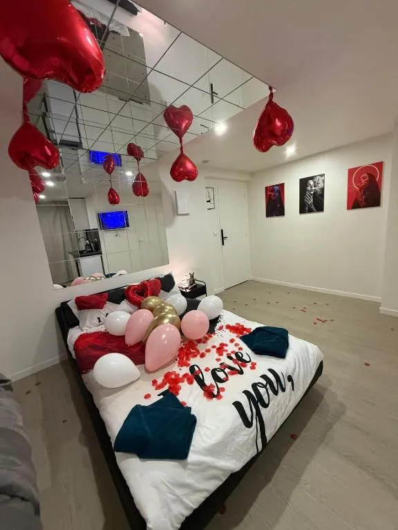 Love Room Joya, love room à Villeneuve-Saint-Georges - photo 2 sur 5