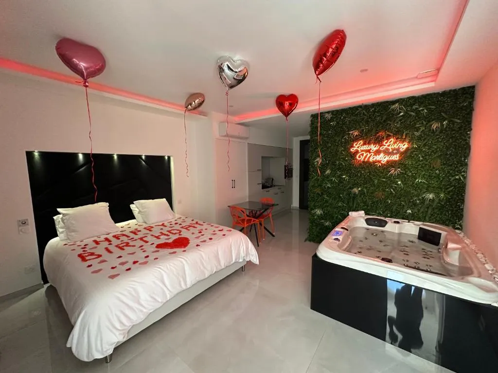 Luxury Living Martigues, gîte avec spa à Martigues - photo 2 sur 12