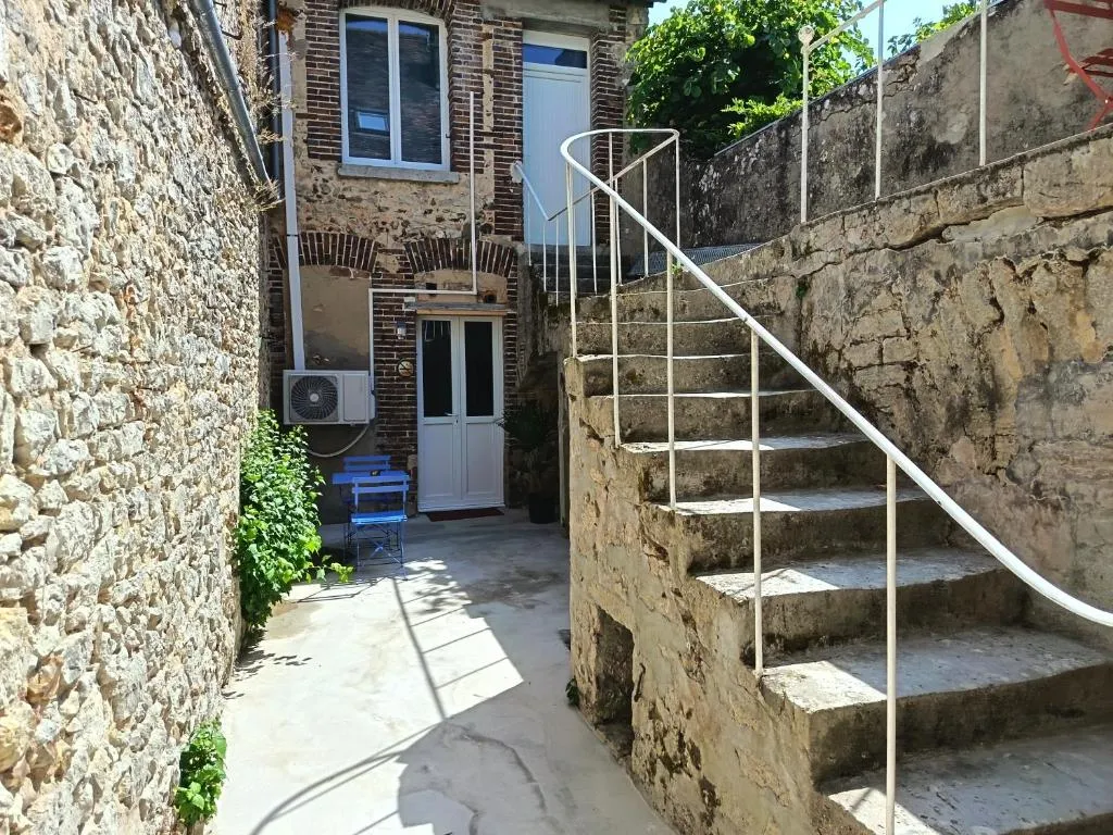 Maison balnéo de Ferrières, love room à Fontenay-sur-Loing - photo 3 sur 7