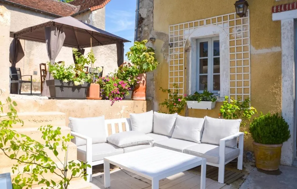 Maison balnéo du Blanc - Maison de trois chambres avec jardin (Le Blanc, Indre)