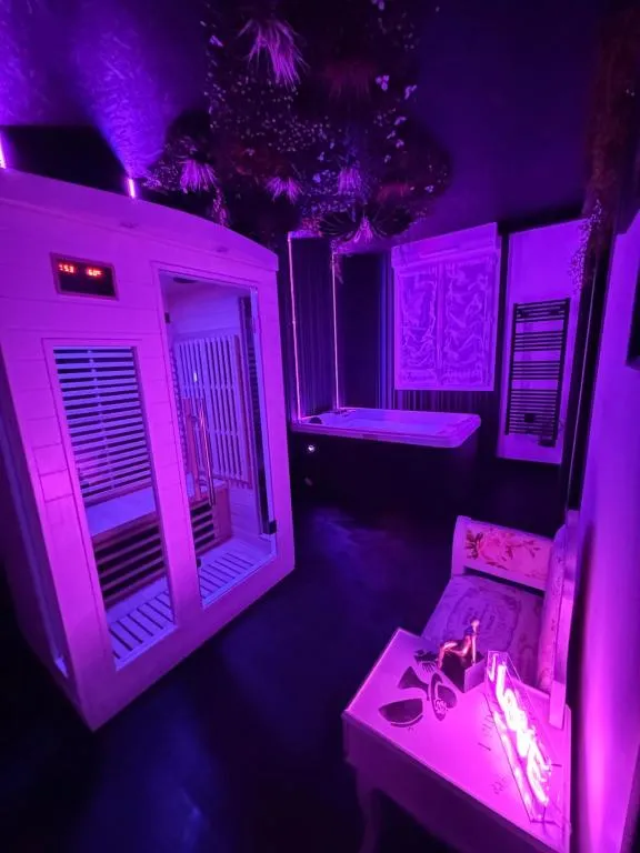 Maison bien-être de Cossé - Sauna et bain à remous en Mayenne (Cossé-le-Vivien, Mayenne)