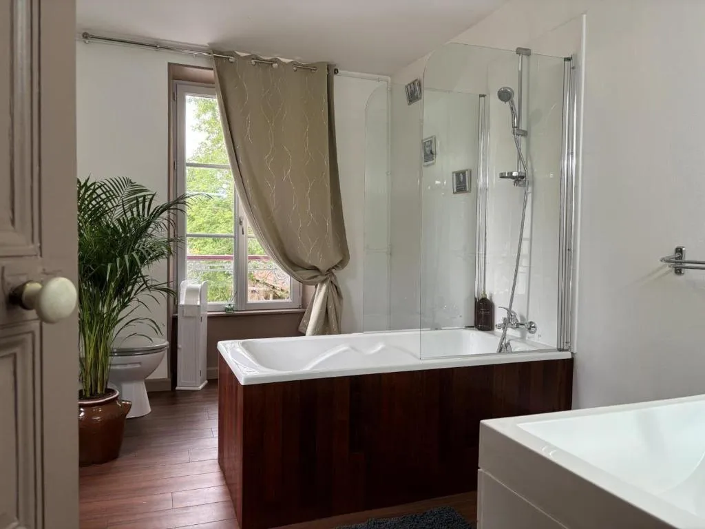 Maison bourgeoise de Jaligny, gîte avec spa à Jaligny-sur-Besbre - photo 3 sur 12