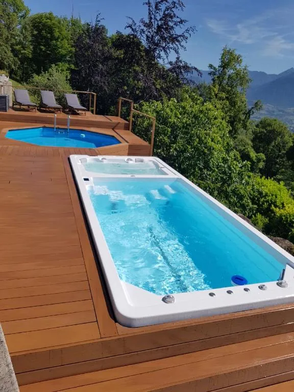 Maison de campagne d'Apremont - jacuzzi, spa de nage et piscine (Apremont, Savoie)
