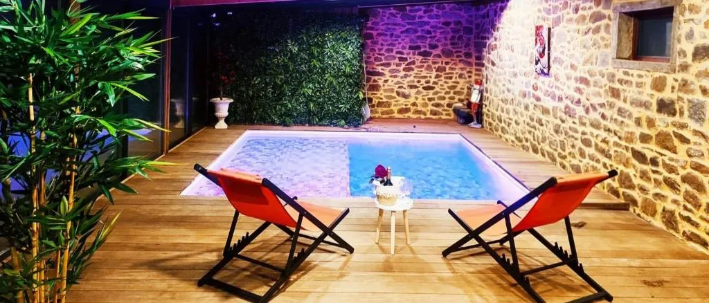 Maison de campagne Jacuzzi XXL, gîte avec spa à Tinténiac - photo 3 sur 12