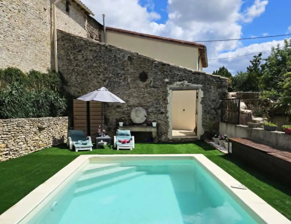 Maison de Winna - Maison avec piscine privée et bain à remous (Augé, Deux-Sèvres)