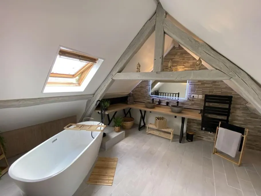Maison détente et spa, gîte avec spa à Bullion - photo 3 sur 12
