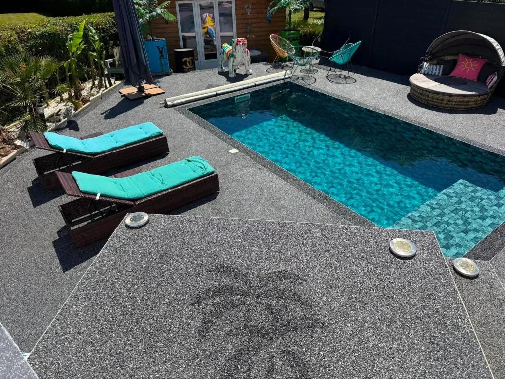 Maison double jacuzzi - Piscine privée, jardin et climatisation (La Machine, Nièvre)