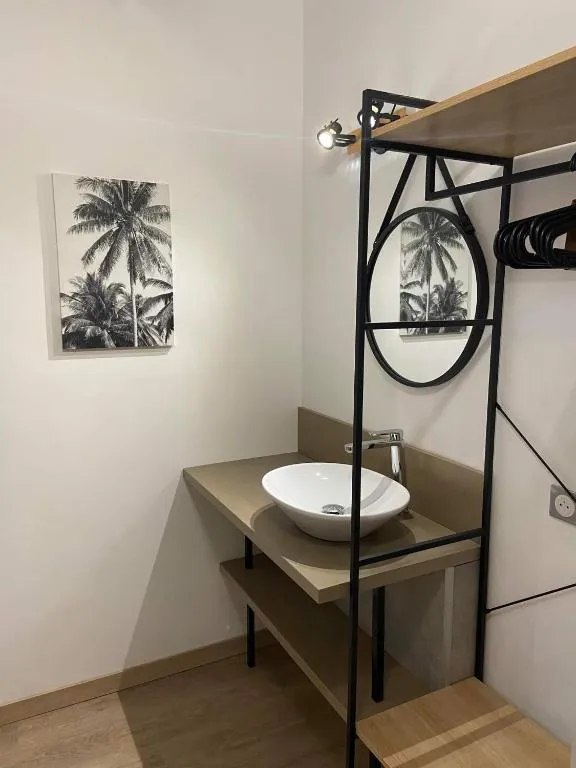 Maison jacuzzi d'Andilly, gîte avec spa à Andilly - photo 3 sur 12