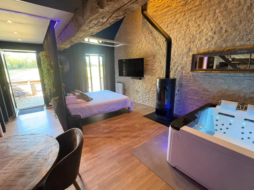 Maison Jacuzzi de Camilly - Bain à remous et jardin près de Caen (Le Fresne-Camilly, Calvados)