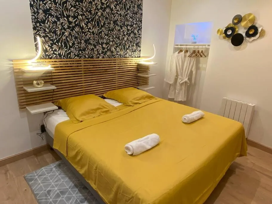 Maison Jacuzzi de Louvres, gîte avec spa à Louvres - photo 2 sur 12